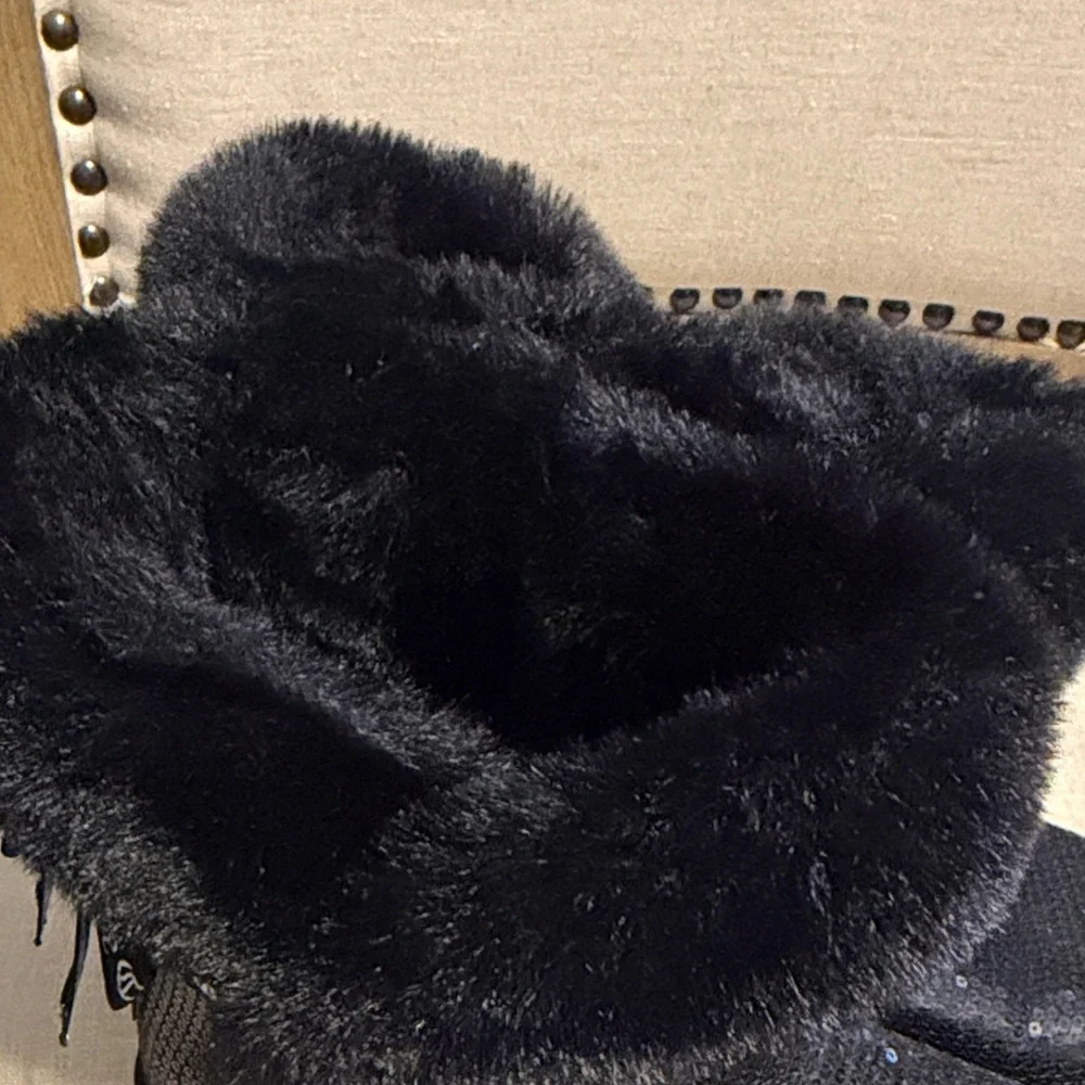 Juicy Couture cute boots
